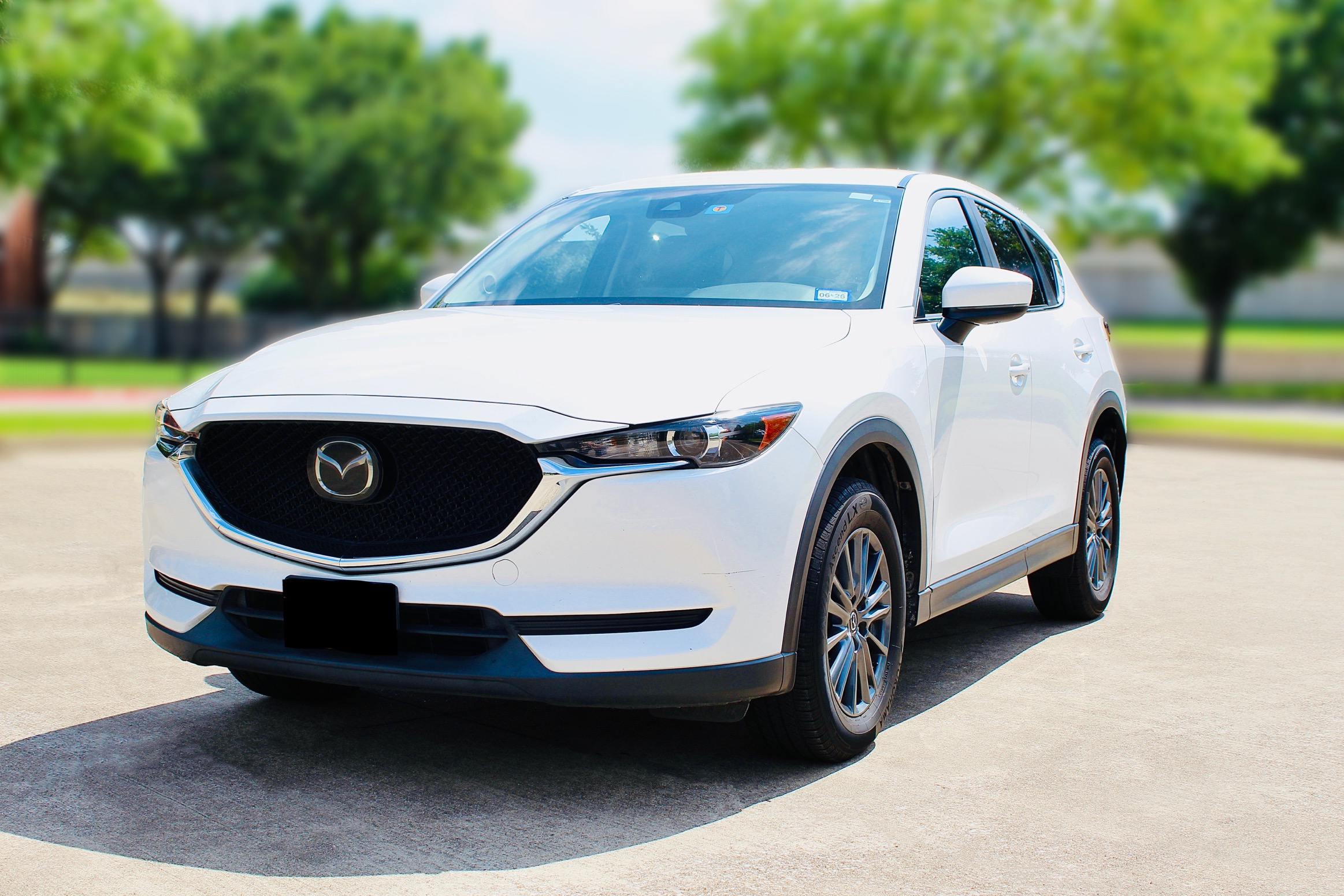 2019 White Mazda CX-5